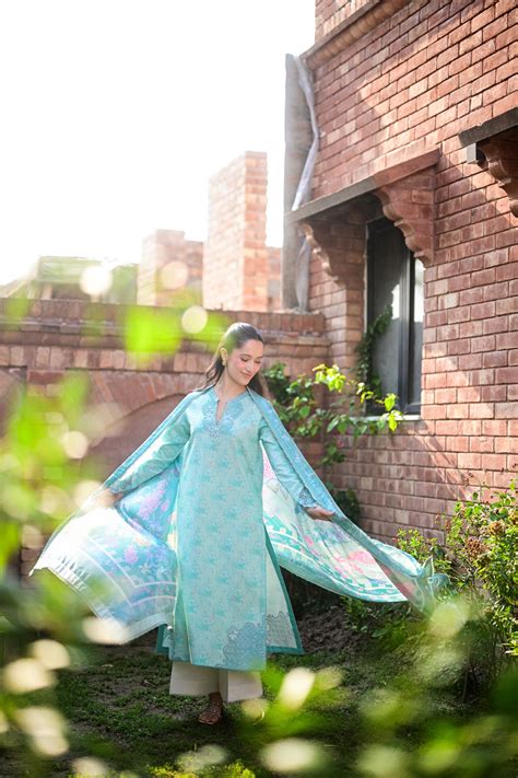 AQUA GARDEN LUXURY PRINTED EMBROIDERED LAWN SET (NEL-26621) EID UL ADH ...