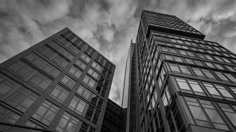 Download wallpaper 1600x900 building, bottom view, windows, bw ...