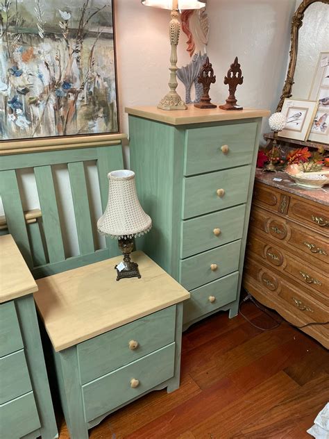 Family... - Family Traditions Home Decor and Furnishings