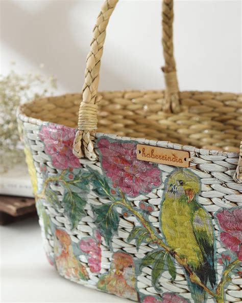 Shop Seagrass Gift Hamper Basket & Seagrass Fruit Basket – Habere India