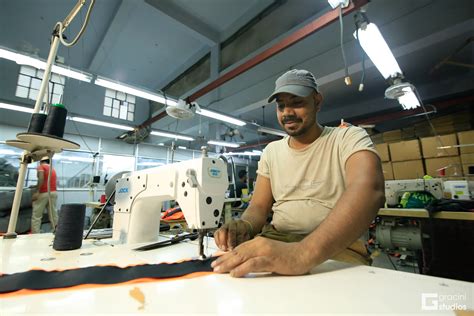 "Inside Optima s: Unpacking the Craftsmanship of Premier Luggage ...