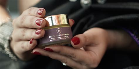 Is Shata Dhauta Ghrita Safe for Sensitive Skin? – Nabhi Sutra