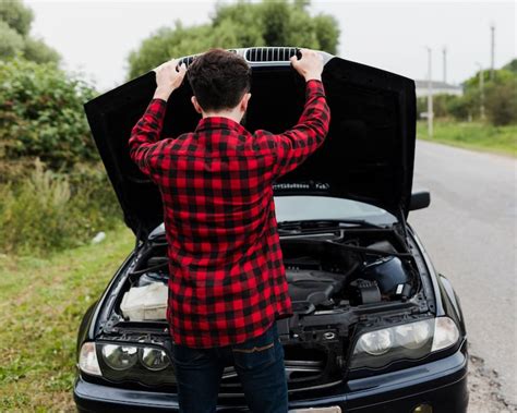 Under hood Images - Free Download on Freepik