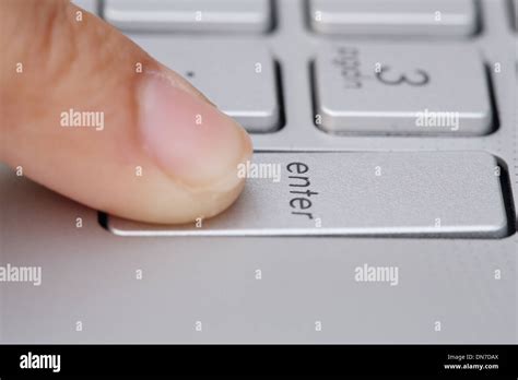 Rezultat imagine pentru Forward Button On Keyboard