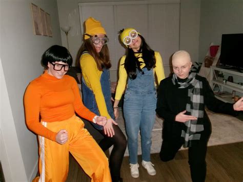 Despicable me costume idea | Minion halloween costumes, Fun halloween ...