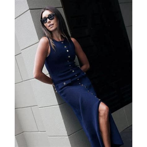 Dresses for Women Online: Buy Ladies' Dress at Best Prices on a la mode