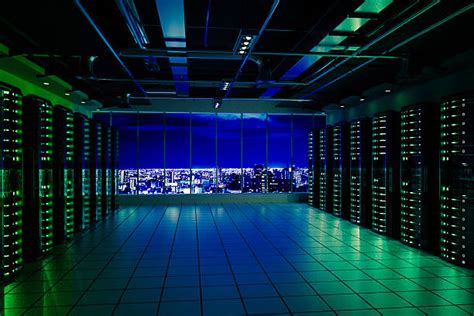 Empty Computer Shop 的图像结果