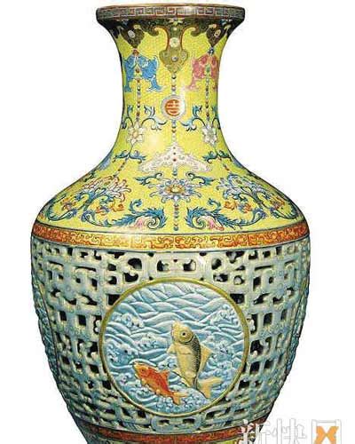 乾隆花瓶拍出5.5亿天价 创中国艺术拍卖最高价-搜狐新闻