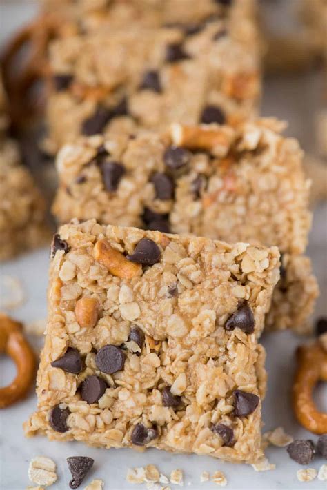 No Bake Granola Bars with Peanut Butter and Honey