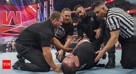 CM Punk: CM Punk Crybaby?: CM Punk Reveals How Long He Cried After ...