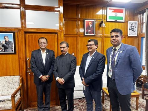 RBI regional director meets Himachal CM, discusses state's banking sector