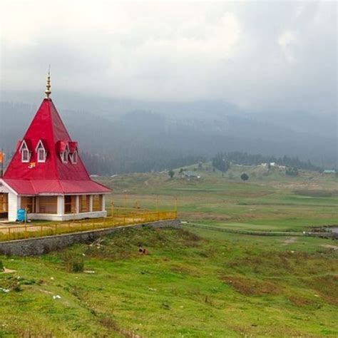 Kashmir in April - Complete Details and Place to visit - Tripmore