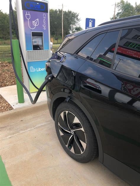 Big Apple Travel Center Joplin | Joplin, MO | EV Station