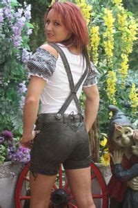 Lederhosen kurz, frech, erotisch