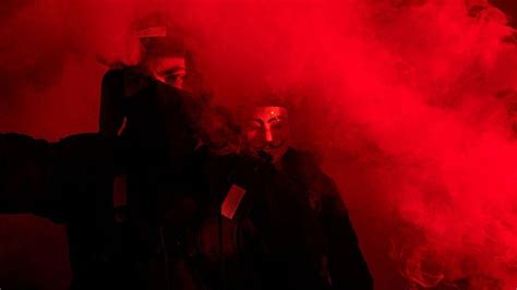 Anti-Globalization Protesters 的图像结果