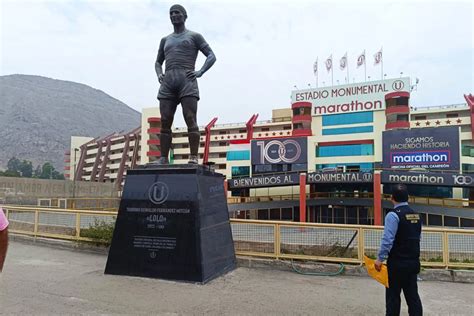 ¡Universitario celebra!: Hace 25 años se inauguró el Estadio Monumental ...