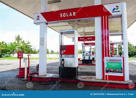 Pertamina Gas Stations are Closed and Empty without Gasoline for Fuel ...