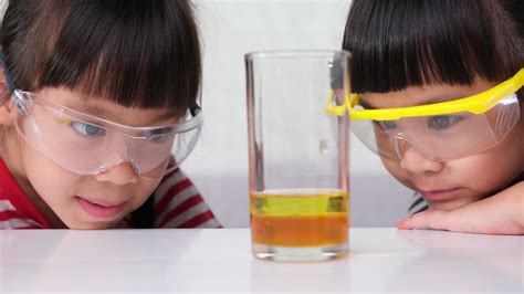 Children Science Experiments 的图像结果
