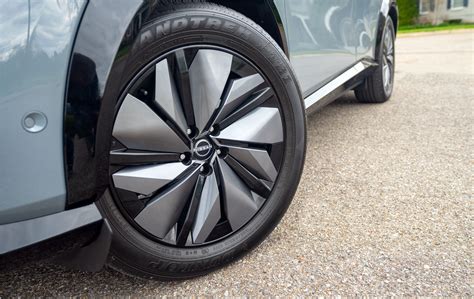 2025 Nissan Ariya: Electric SUV Gains Fresh Options And A New Starting Price Of $39,770 ...