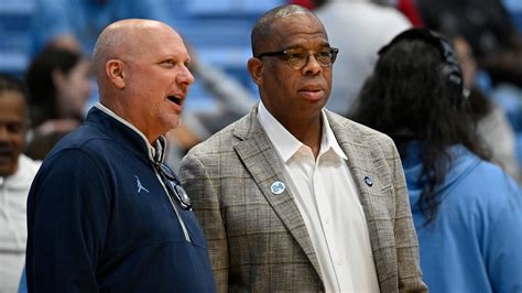 UNC basketball coaches, players reflect on 500th win at Smith Center