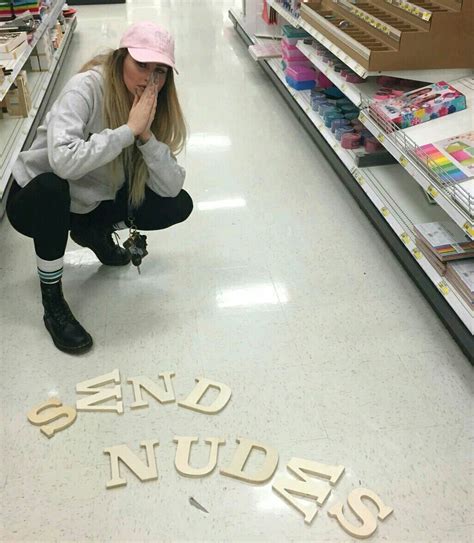 SEND NUDES XD - Meme subido por ZyD :) Memedroid