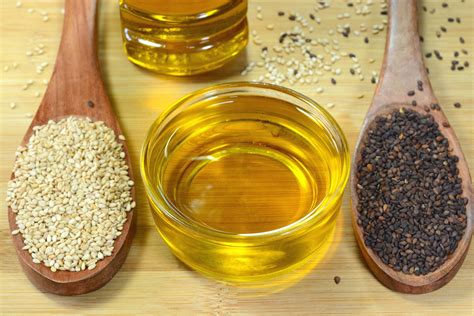 Sesame Oil: Varieties, Uses, Purchasing and Storage