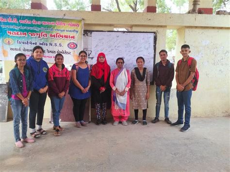 Signature camp organized at Seth PT Arts and Science College Godhra ...