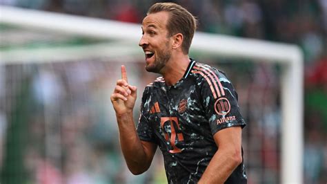 'We don't even need to drink!' - Thomas Muller jokes with Harry Kane ...