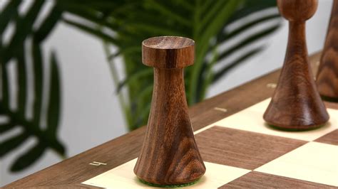Buy Combo of Minimalist Hermann Ohme Chess Pieces in Sheesham & Box ...