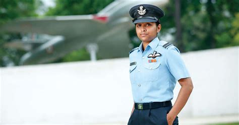 #DefendersOfOurFreedom: Flight Lieutenant Shivangi Singh | Femina.in