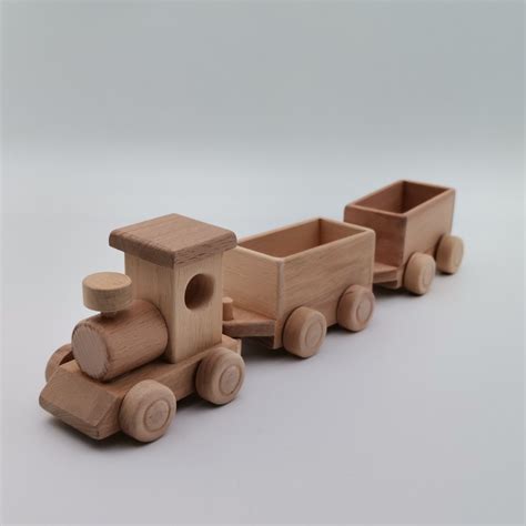Toy Train Set 的图像结果