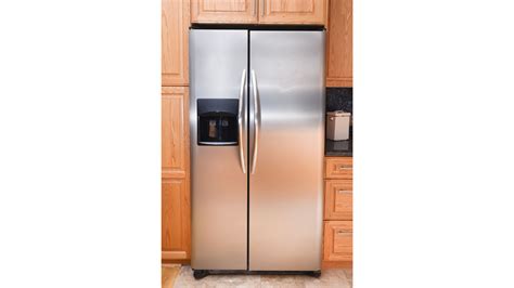 5 Reasons Hisense Fridge Leaking Water (Fixed!) - RectifyHome