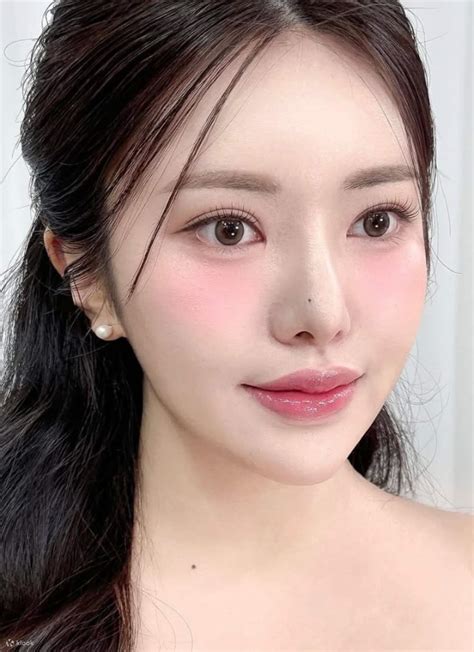 Jeju Makeup & Hair styling Service - Klook India