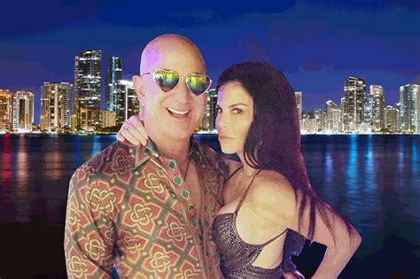 Lauren Sanchez parties with friends on Jeff Bezos' yacht