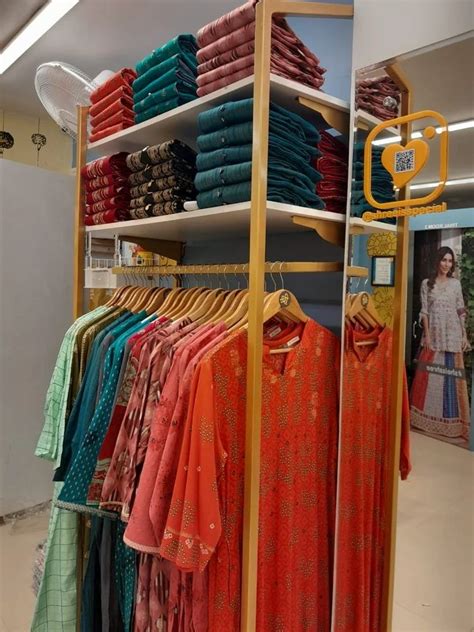Garment Display Racks - Readymade Garments Display Rack Manufacturer ...