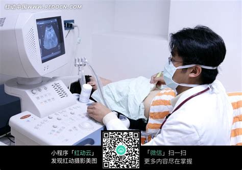 妇产科医生正在女性做B超检查图片免费下载_红动中国