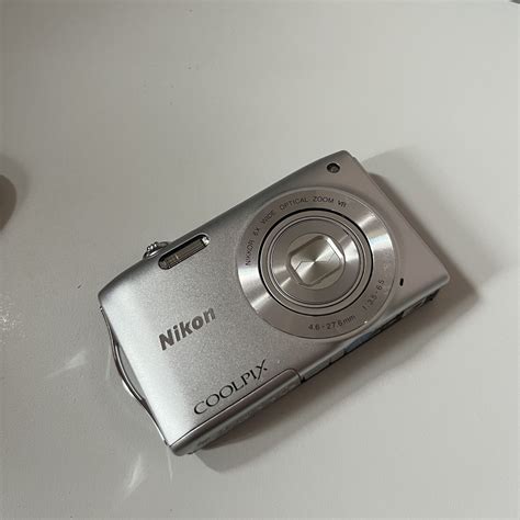 Nikon Coolpix S3300 Digital Camera (Silver), Photography, Cameras on ...