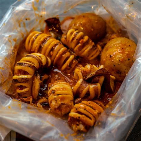 What’s the Difference Between Squid and Calamari? | Kickin'Inn