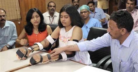 Pune Woman Undergoes Rare Hand-Transplant, Donor Hand Colour Soon ...