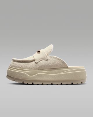 Air Jordan Mule Women's Shoes. Nike IN