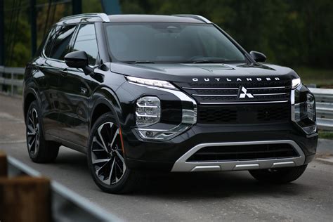 Smallest 3-Row SUVs Of 2024