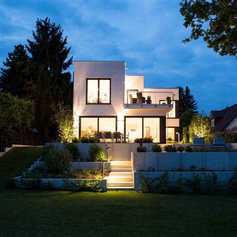 16 Beautiful Modern Landscape Designs That Prove Simple Is Perfect