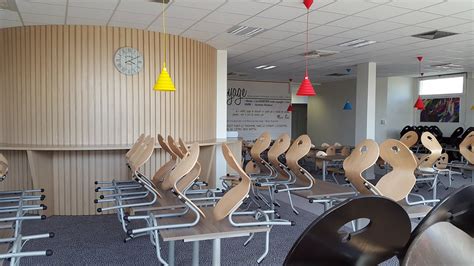 CENTRE INTERNATIONAL DE SEJOUR (Laval) - Hostel Reviews, Photos, Rate ...