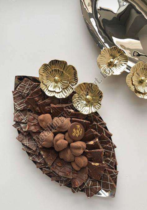 Beautiful Leaf Shape Serving Tray Manufacturer, Supplier from Delhi