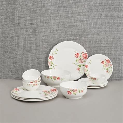Buy Pristine Dinner PlateSet of 14 from Home Centre at just INR 1299.0