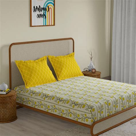 Buy STELLAR HOME Legacy Cotton 120TC Floral Print 3Pcs Queen Bedsheet ...