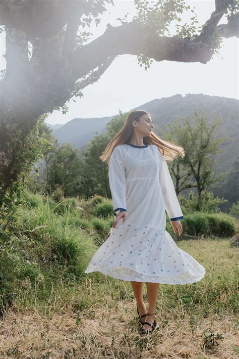 Women – Farog