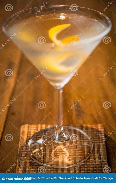 Vesper Martini 007 stock image. Image of yellow, lights - 109963659