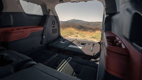 2025 Kia Carnival Images: Interior And Exterior Gallery