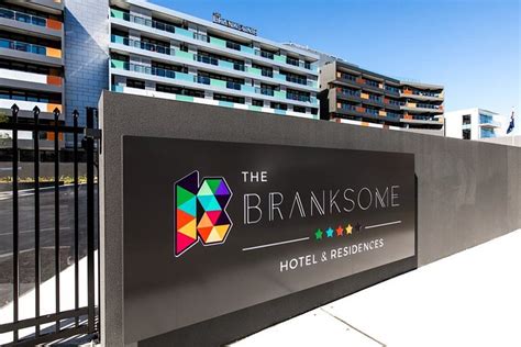THE BRANKSOME HOTEL & RESIDENCES (Mascot) - Hotel Reviews, Photos, Rate ...